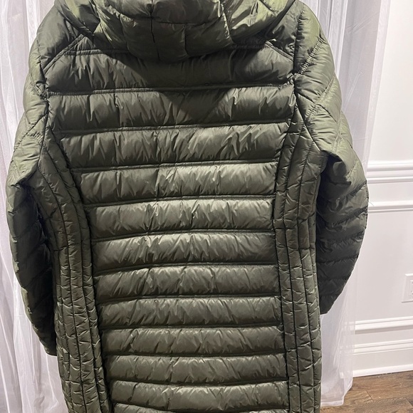 Michael Kors Olive Green Packable Jacket - Picture 5 of 5